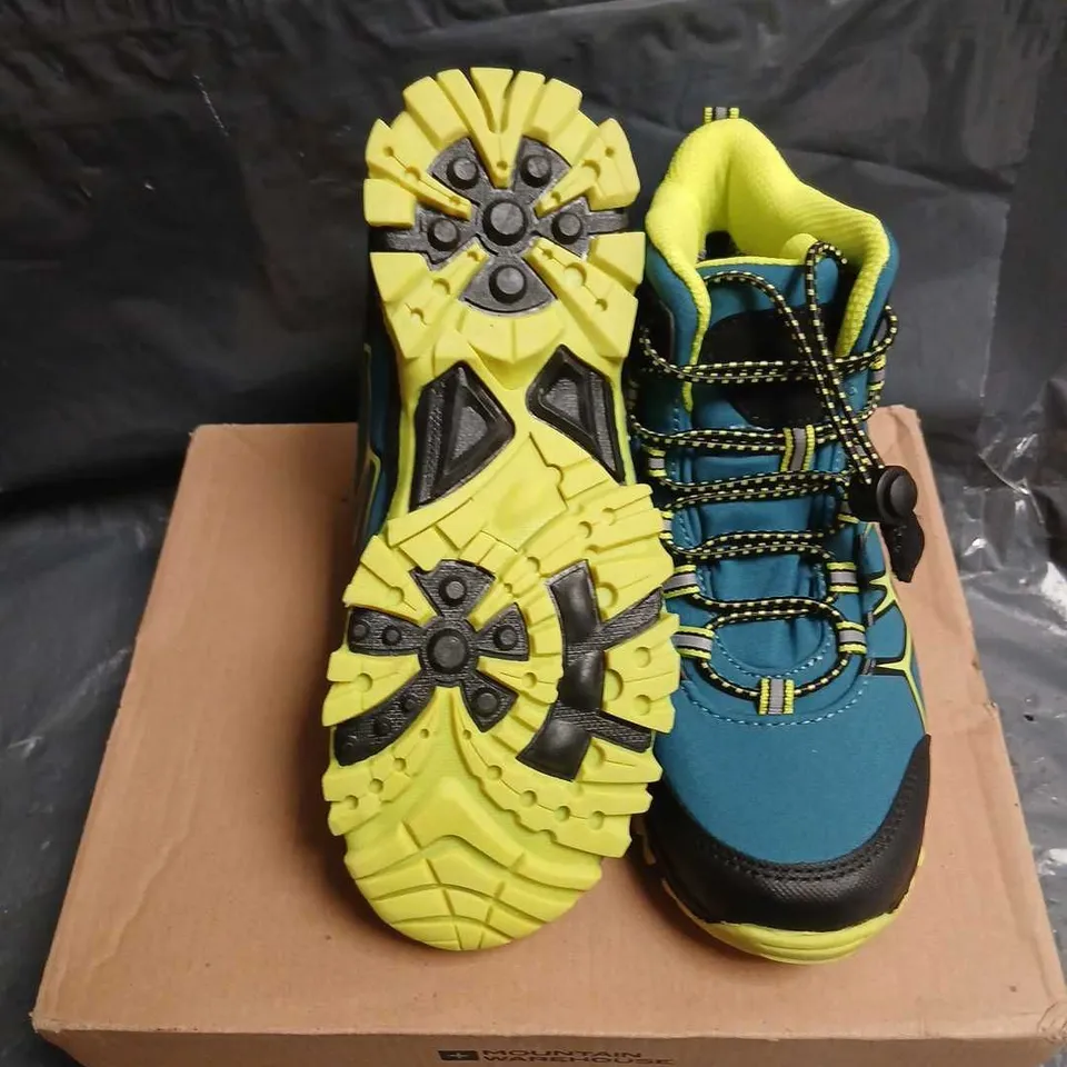 MOUNTAIN WAREHOUSE KIDS' WATERPROOF HIKING BOOTS – LIGHT TEAL, UK 2 (US 3, EU 34)