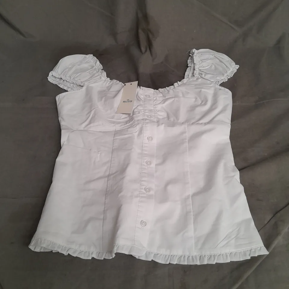 HOLLISTER PUFF SLEEVE TOP IN WHITE SIZE M
