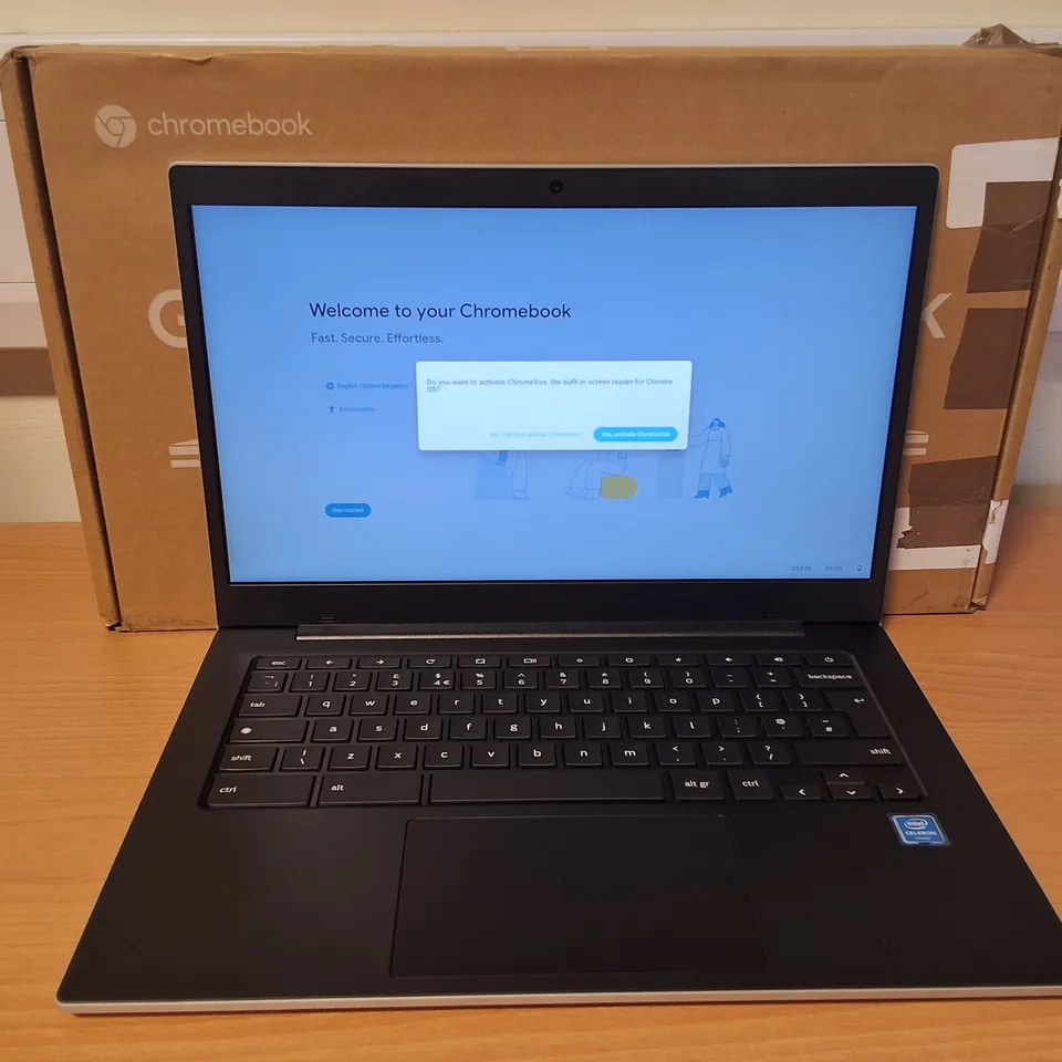 SAMSUNG GALAXY CHROMEBOOK GO INTEL CELERON LAPTOP IN SILVER - XE340XDA