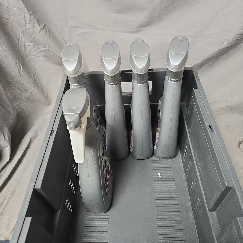 DOMESTOS KITCHEN CLEANER DISINFECTANT SPRAY – PRO FORMULA, SET OF 5 BOTTLES