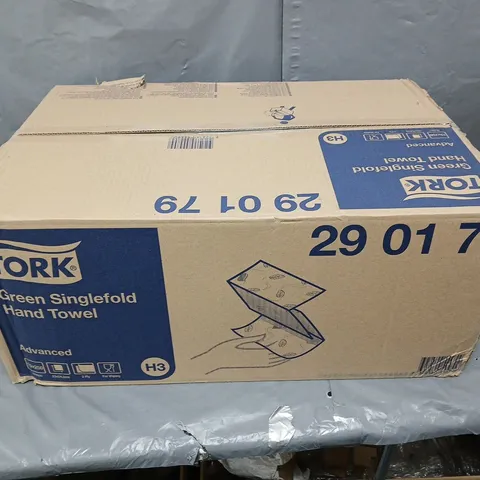 15 TORK ADVANCED BLUE TOWELS 