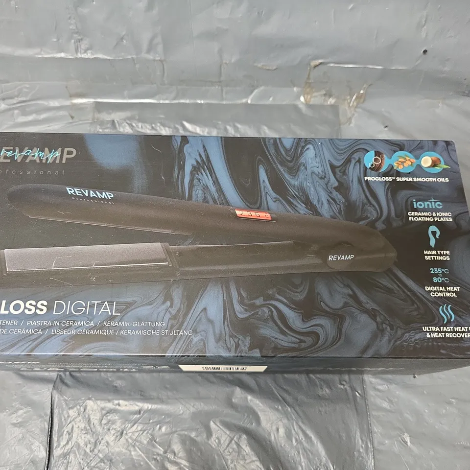 BOXED REVAMP PROGLOSS DIGITAL CERAMIC STRAIGHTENER ST-1000-GB