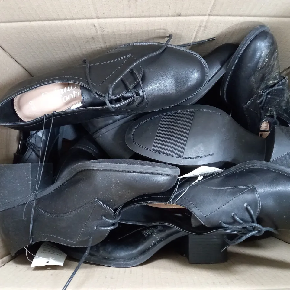 APPROXIMATELY 9 GEORGE FABULOUS FOOTWEAR FORMAL SHOES IN BLACK SIZE 6 