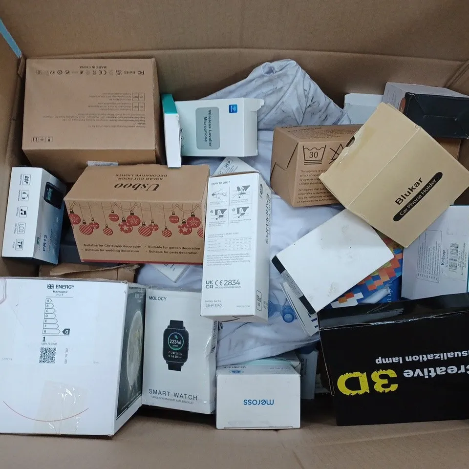 BOX OF APPROX 25 ASSORTED ITEMS TO INCLUDE - J35 BLUETOOTH RECIVER - MOLOCY SMART WATCH - SMART WI-FI PLUG MINI ECT 