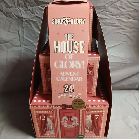 SOAP & GLORY THE HOUSE OF GLORY ADVENT CALENDAR – PINK BEAUTY GIFT CALENDAR