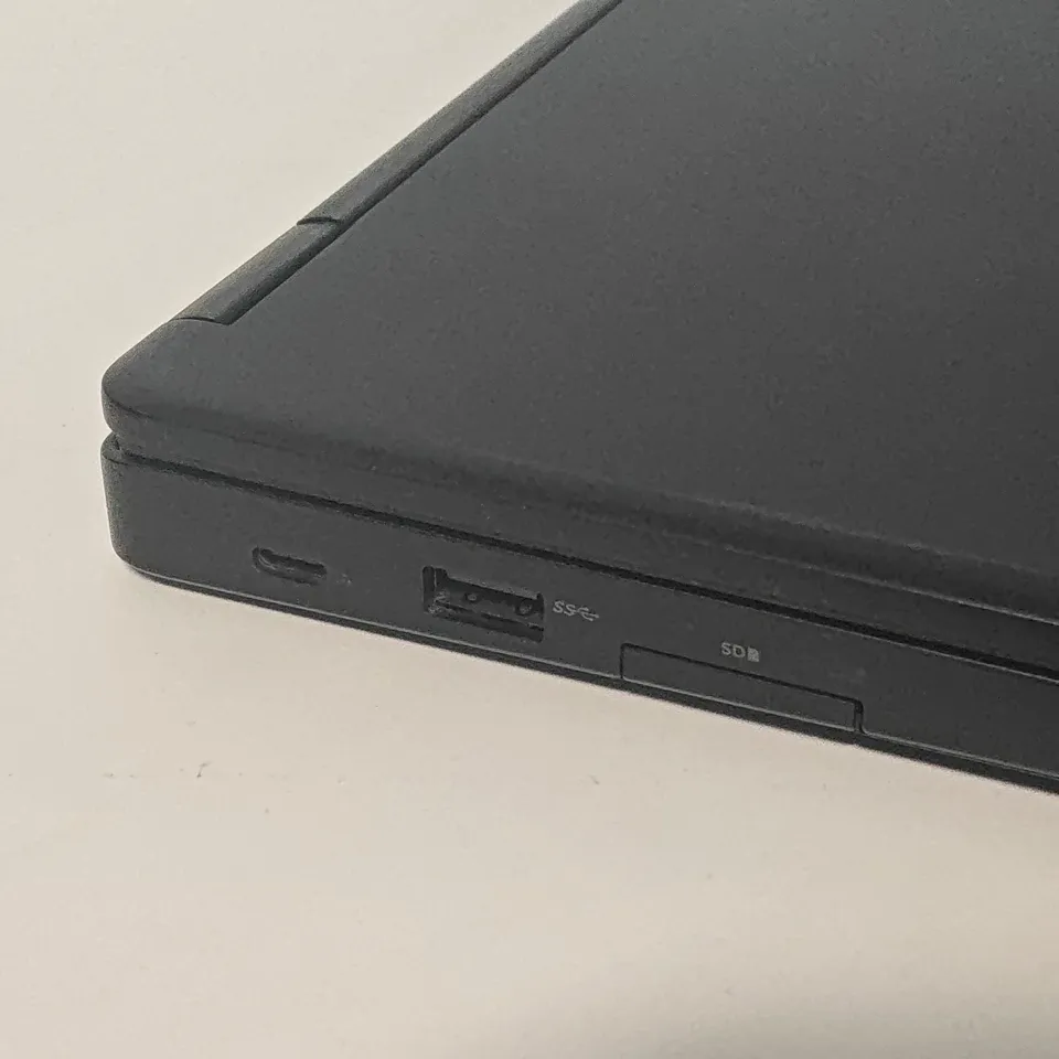 UNBOXED DELL LATITUDE 5480 INTEL I5 7TH GEN LAPTOP IN BLACK
