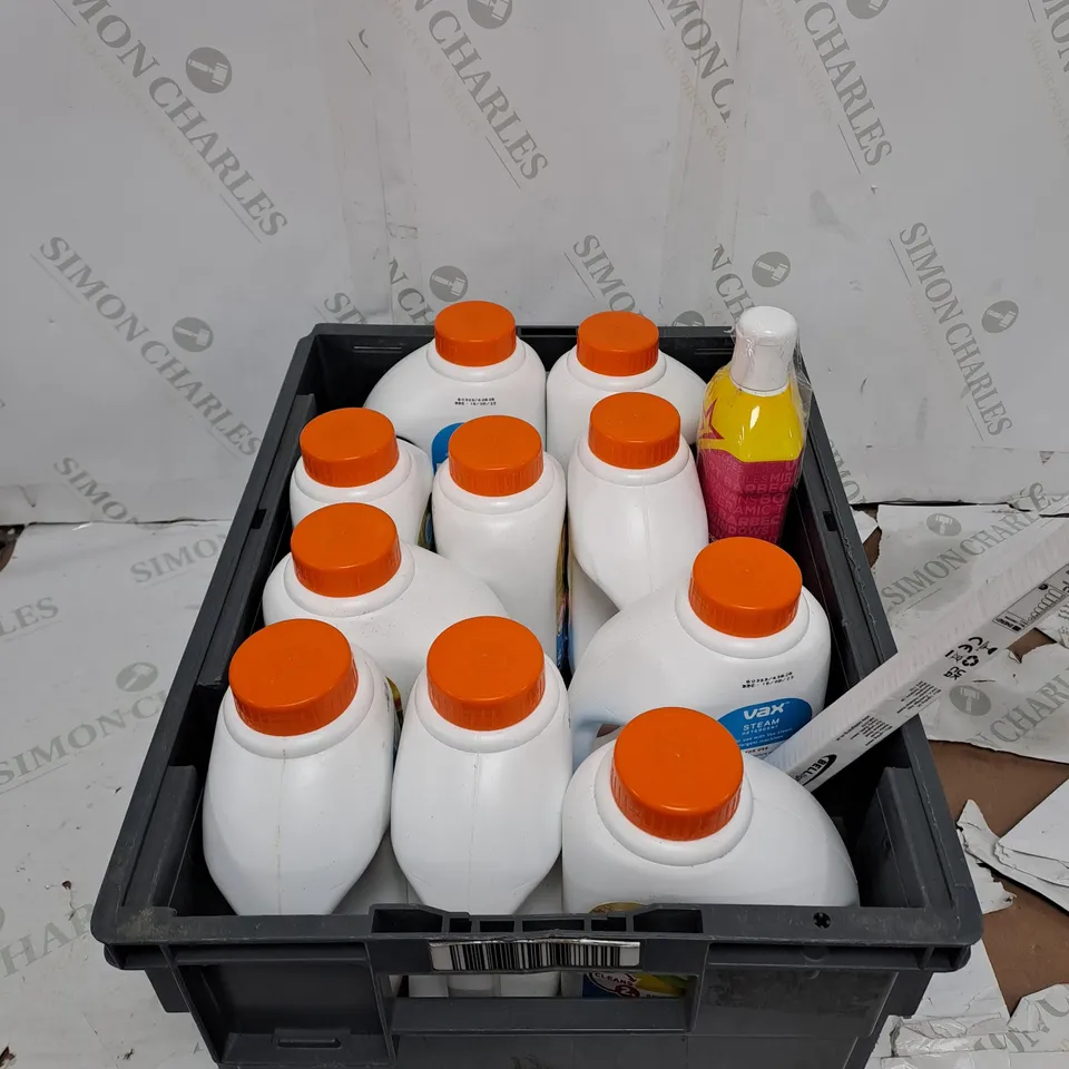 GROUP OF ASSORTED CLEANING ITEMS TOO INCLUDE STEAM DETERGENT , CREAM CLEANER 