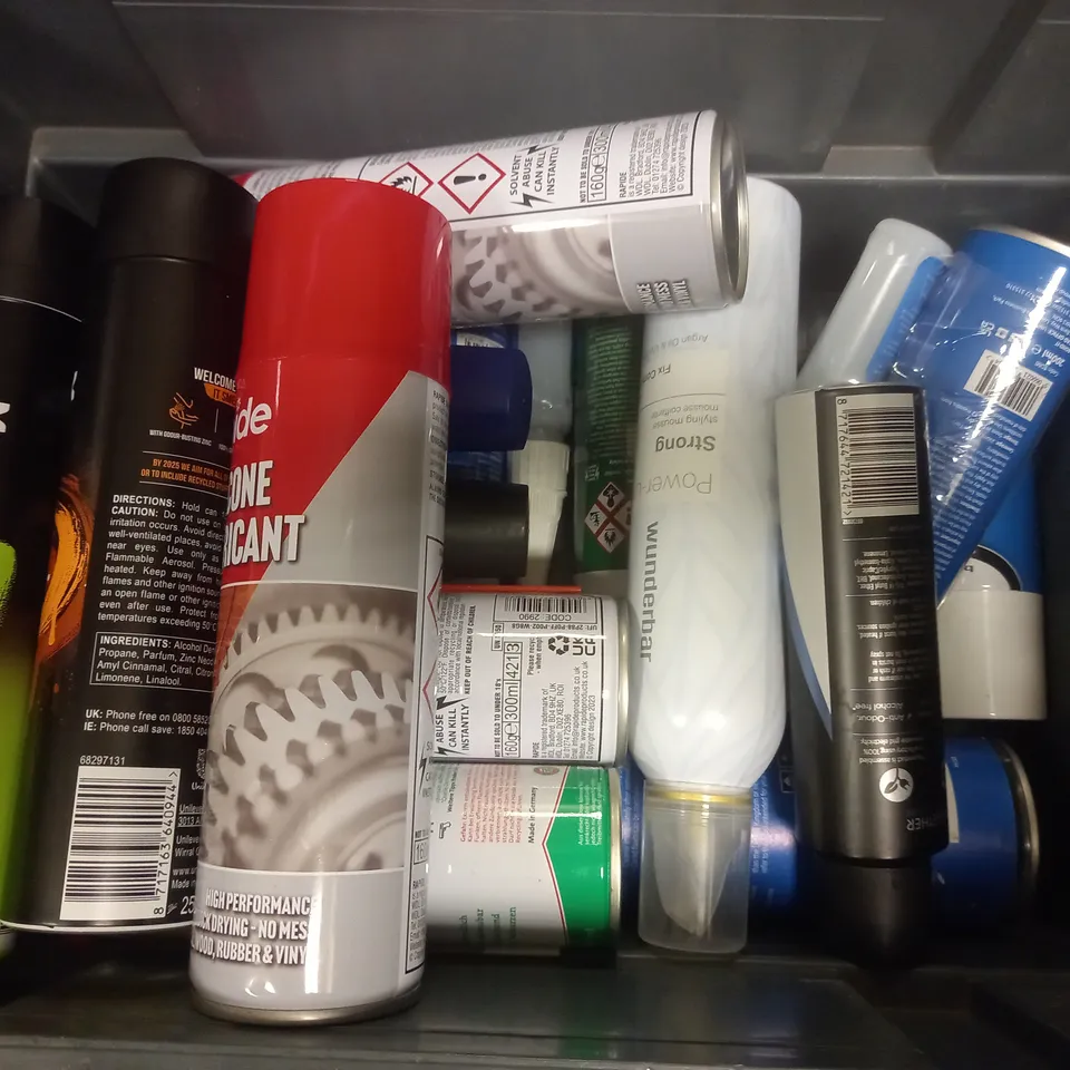 BOX OF APPROX 15 ASSORTED AEROSOLS TO INCLUDE - LYNX EPIC FRESH - MEN SURE ACTIVE DRY - VASELINE ACTIVE FRESH ECT