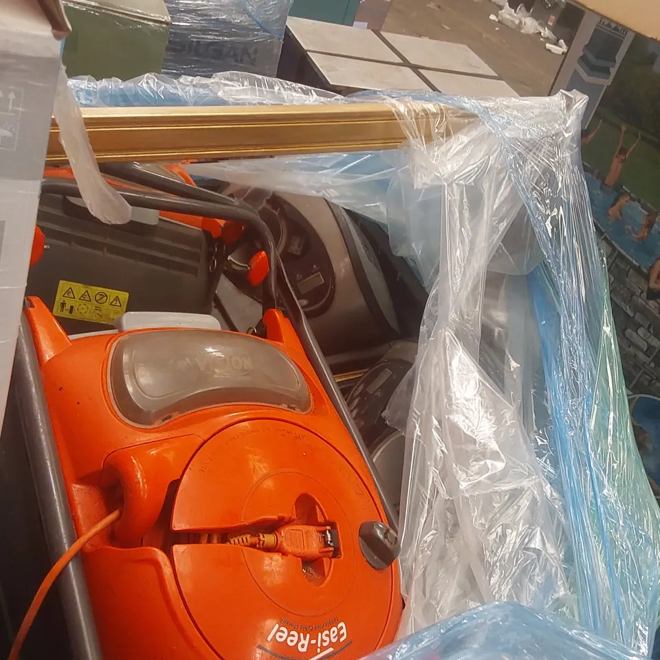 PALLET CONTAINING A VERY LARGE QUANTITY OF ASSORTED ITEMS INCLUDING: BESTWAY POOL, FLYMO LAWN MOWER, MIRROR ECT