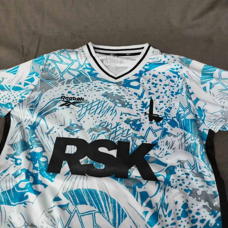 CHARLTON ATHLETIC FC AWAY JERSEY - KIDS - SIZE 26