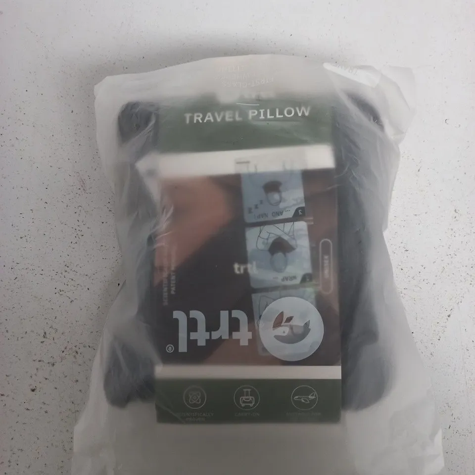 TRTL TRAVEL PILLOW, BLACK, UNISEX – CARRY-ON TRAVEL ACCESSORY