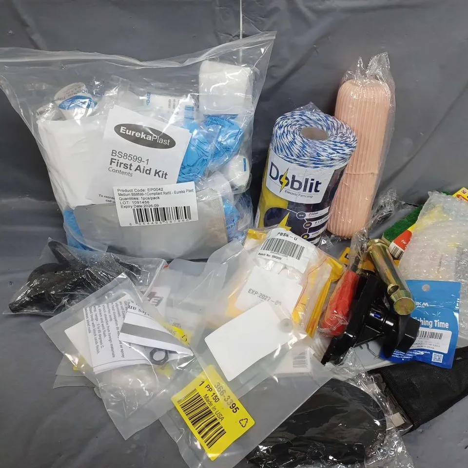 APPROXIMATELY 15 ASSORTED PRODUCTS TO INCLUDE FIRST AID KIT, DOBLIT ELECTRIC FENCING, CURTAIN WIRE