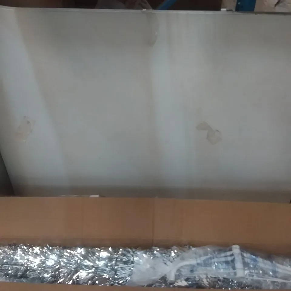 BOXED SILVER FIBRE OPTIC 5FT TREE