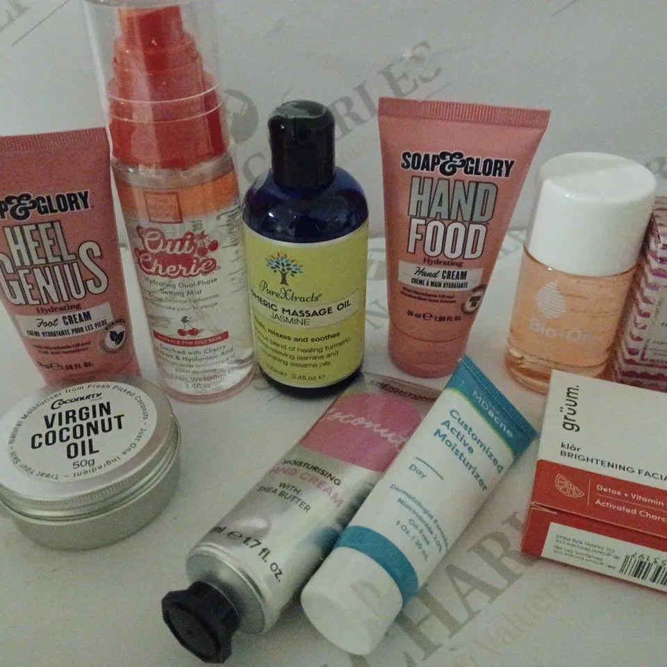 LOT OF 10 ASSORTED HEALTH & BEAUTY PRODUCTS TO INCLUDE OUI CHERIE MIST 100ML, BIO-OIL SKINCARE OIL 60ML. CREIGHTONS COCONUT HAND CREAM 60ML ETC. 