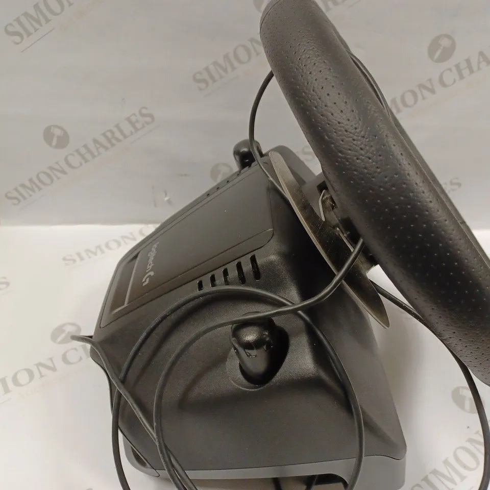 LOGITECH G29 DRIVING FORCE GAMING STEERING WHEEL 