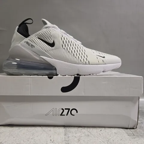 BOXED PAIR OF NIKE AIR MAX 270 SHOES IN WHITE/BLACK SIZE UK 7.5