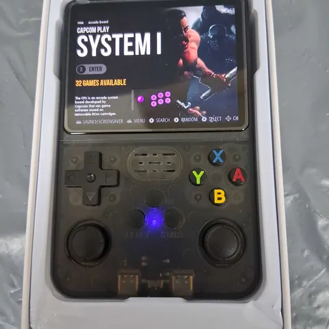 BOXED GAME CONSOLE R36S