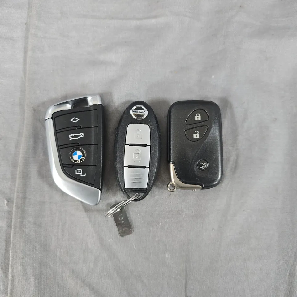 SET OF 3 CAR KEY FOBS – BMW, NISSAN AND LEXUS