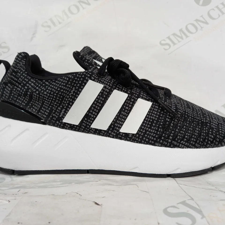 PAIR OF ADIDAS TRAINERS IN BLACK/GREY/WHITE UK SIZE 3