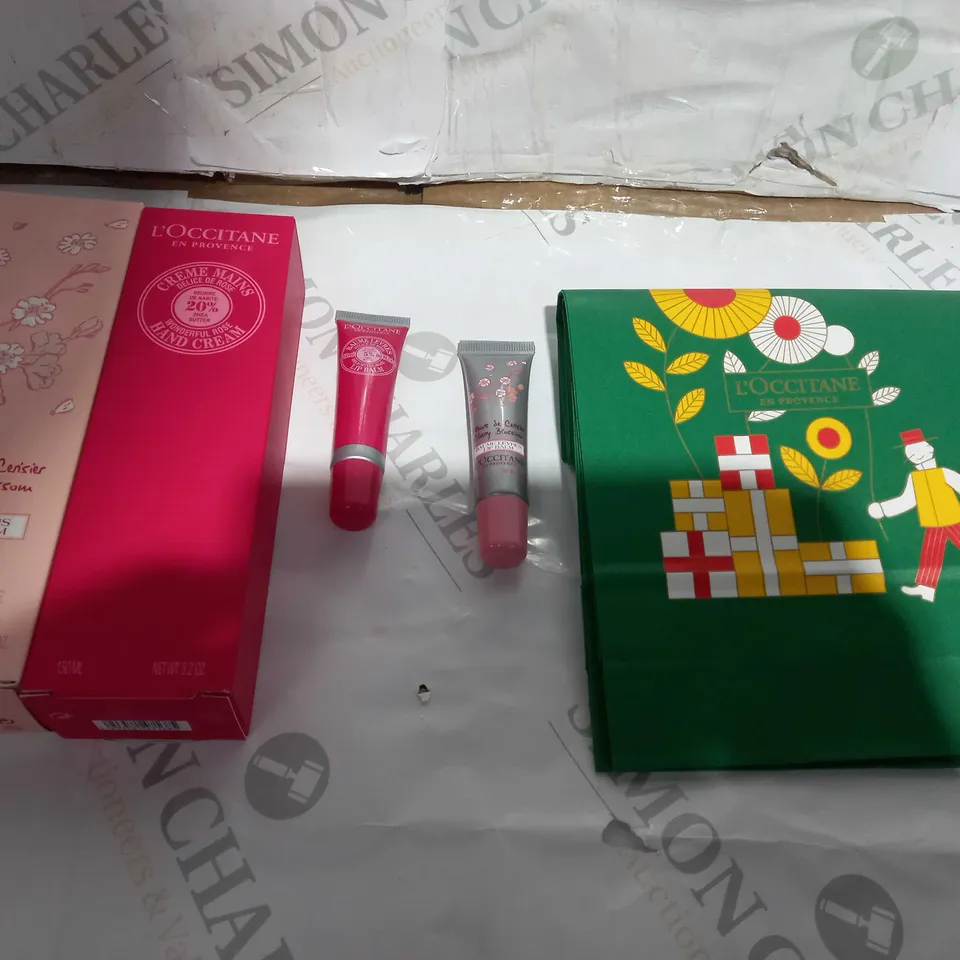 L'OCCITANE SET OF HAND CREAM