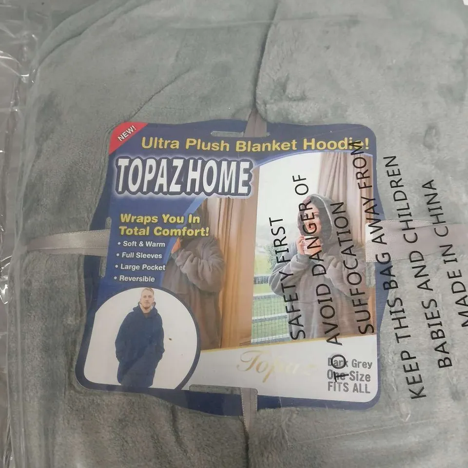 BOX OF APPROX 10 TOPAZ HOME ULTRA PLUSH BLANKET HOODIE – ONE SIZE FITS ALL, GREY