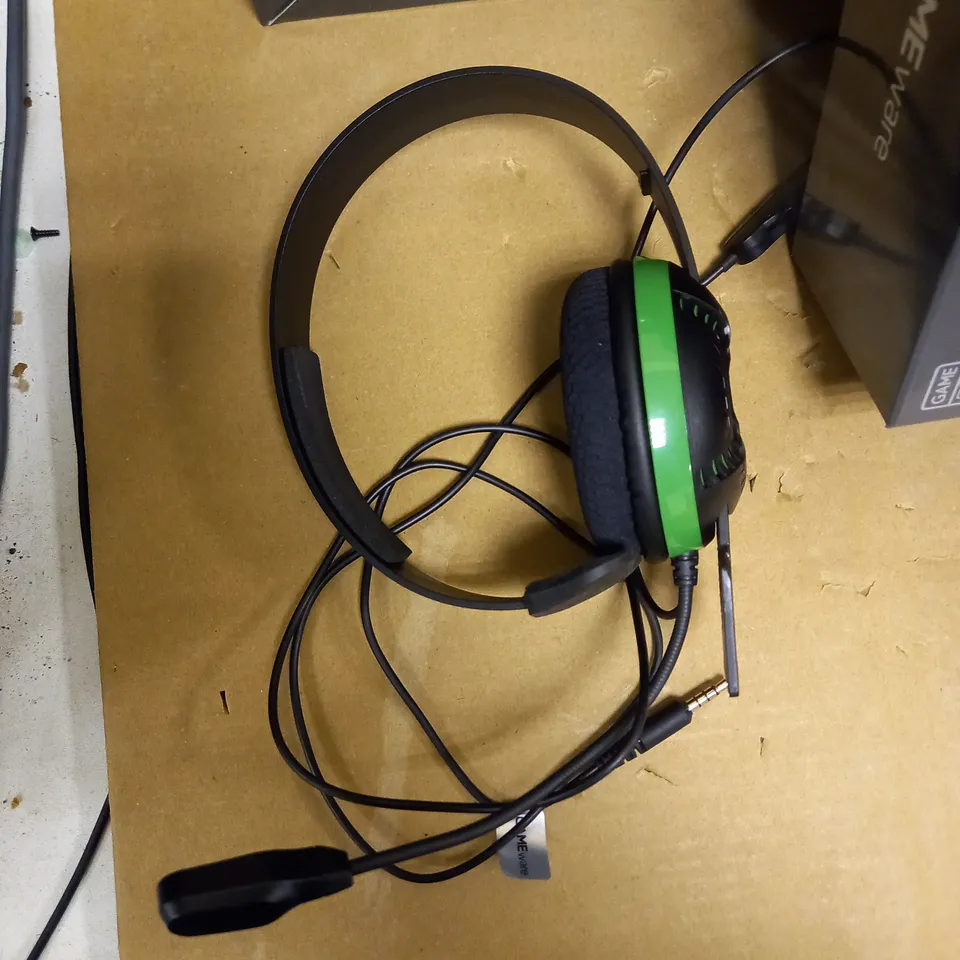 LOT OF 7 X BOXED GAMEWARE CHAT HEADSETS FOR XBOX SERIES X & XBOX ONE