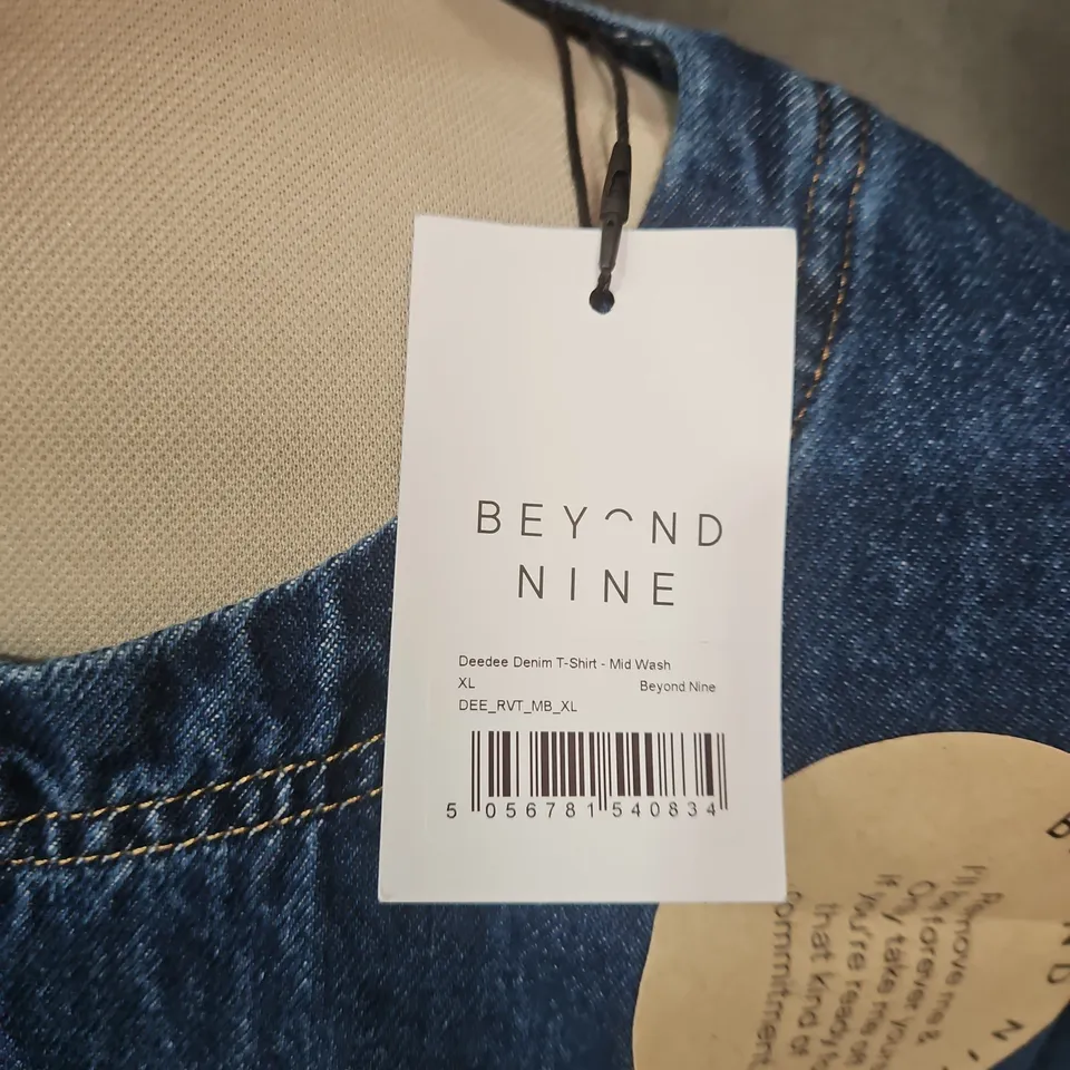 BEYOND NINE DEEDEE DENIM T-SHIRT - MID WASH, WOMEN'S XL