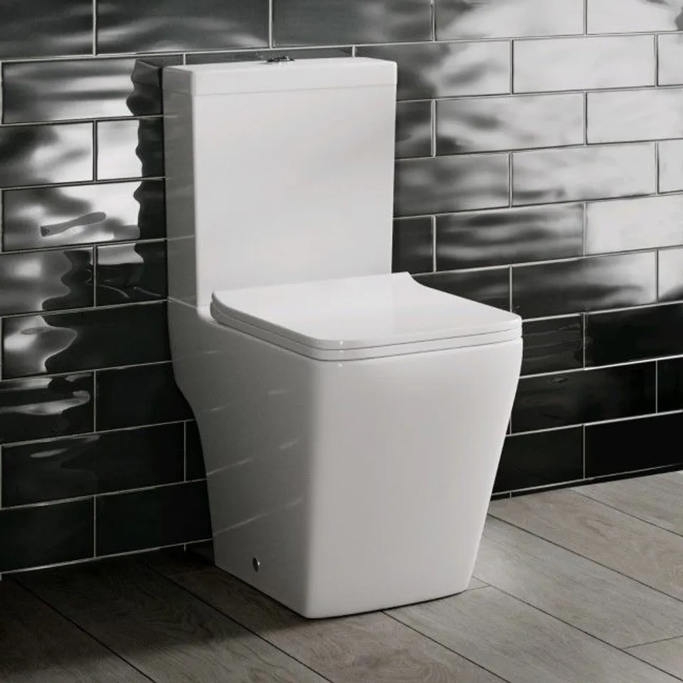 BOXED BRAND NEW VOSS SQUARE CISTERN WITH FITTINGS 