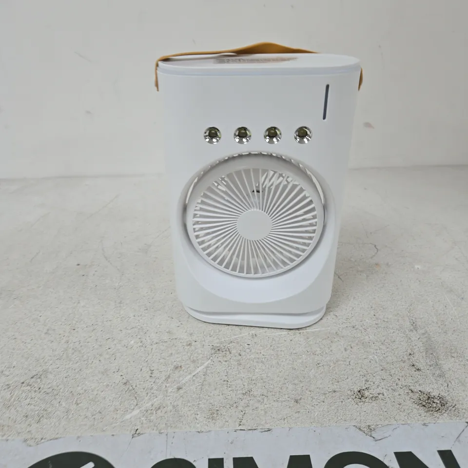 BOX OF APPROXIMATELY 10 ASSORTED ITEMS TO INCLUDE: BELL+HOWELL MISTING FAN