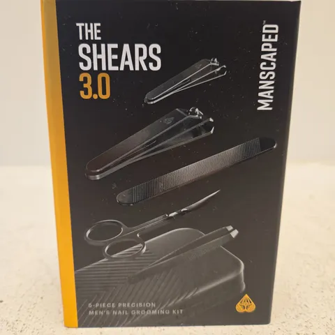 SEALED MANSCAPED® SHEARS 3.0 MEN'S GROOMING KIT