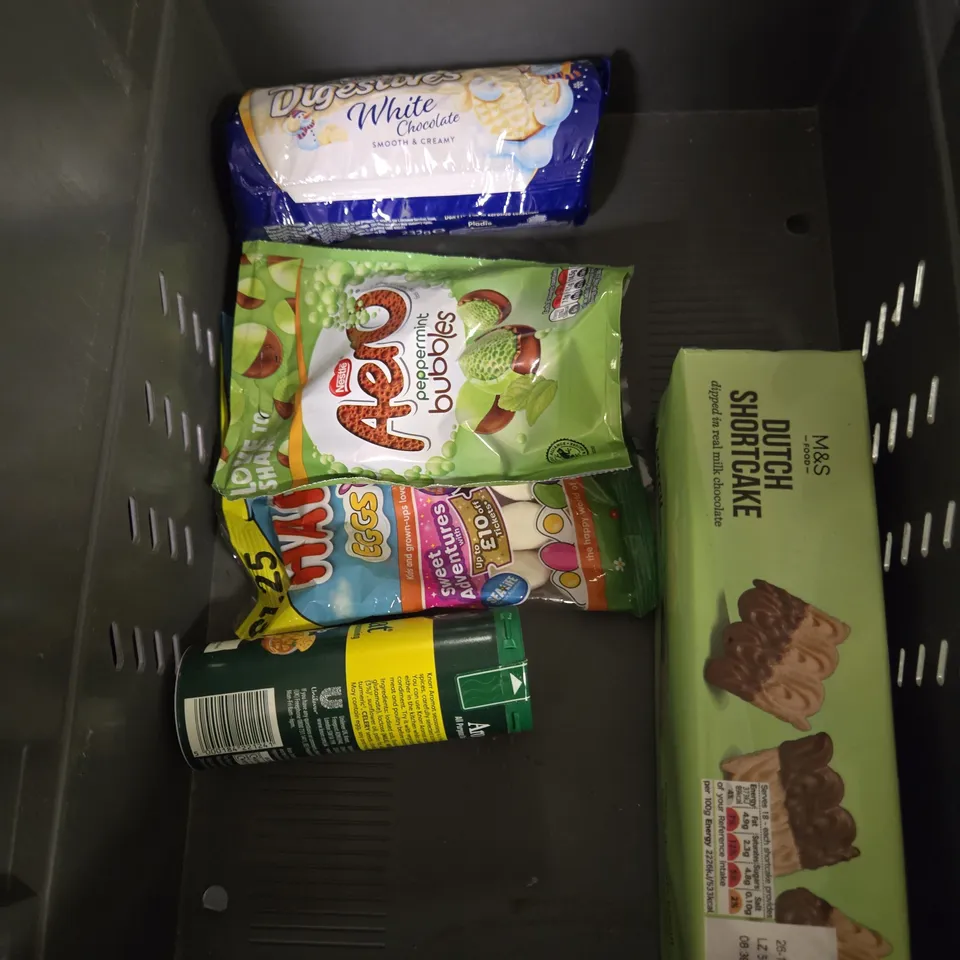 APPROXIMATELY 14 ASSORTED FOOD & DRINK ITEMS TO INCLUDE - FIZZY WHIZ BICARBONATE SODA - OATLY OAT DRINK - JUST BEE IMMUNITY HONEY - ETC - COLLECTION ONLY
