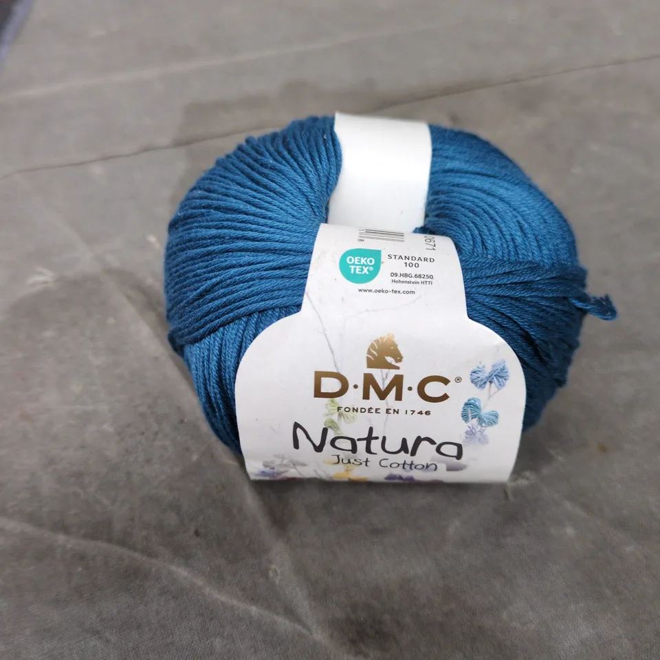 APPROXIMATELY 20 ASSORTED HOUSEHOLD LIQUIDS INCLUDING SOFT CAT FLEA COLLAR , RIIVER STEEL LOCK AND DMC NATURA WOOL 