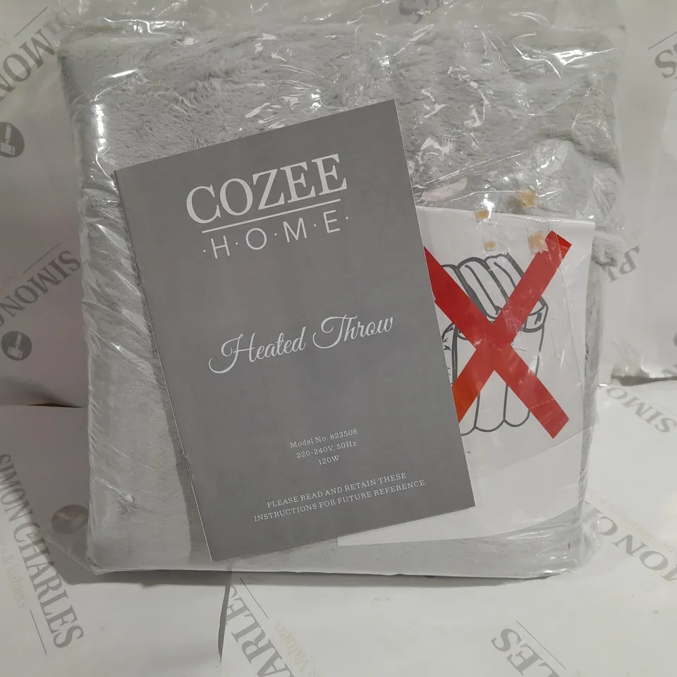 COZEE HOME VELVETSOFT HEATED THROW IN LIGHT GREY