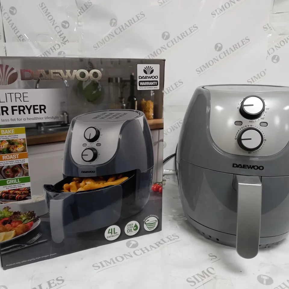 BOXED DAEWOO 4 LITRE AIR FRYER