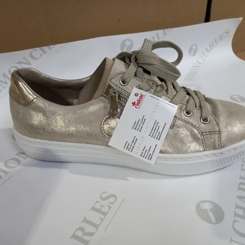 RIEKER GOLD TRAINERS SIZE 7.5