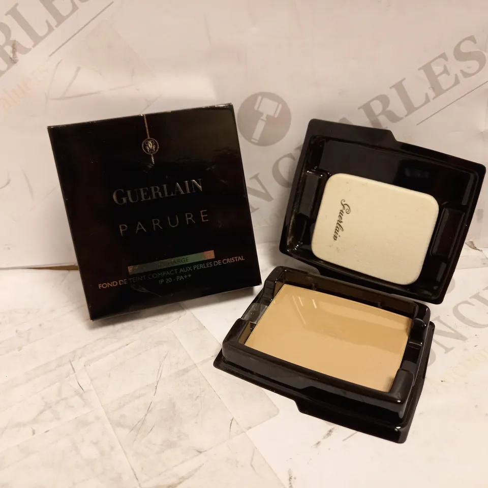 GUERLAIN PARURE COMPACT FOUNDATION WITH CRYSTAL PEARLS SPF20 REFILL 9G - #3 BEIGE PARFAIT MAKEUP