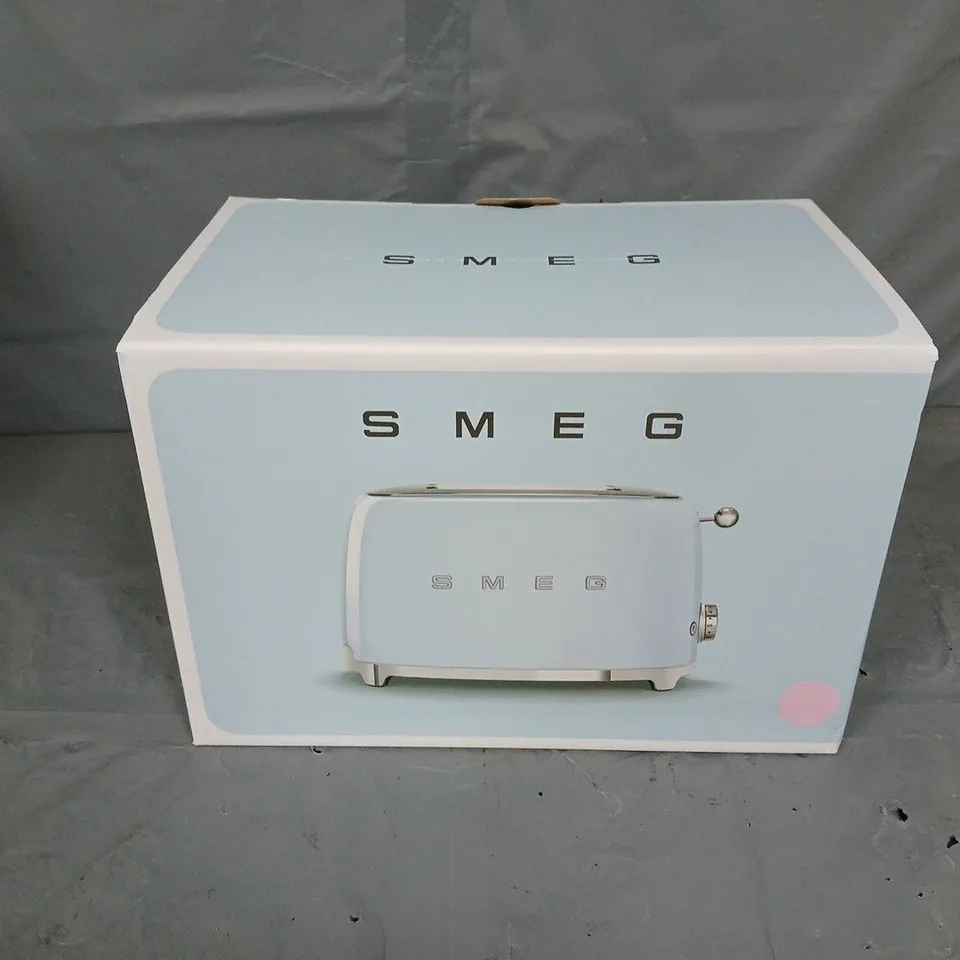 SMEG 2 SLICE TOASTER PINK RRP £169.99