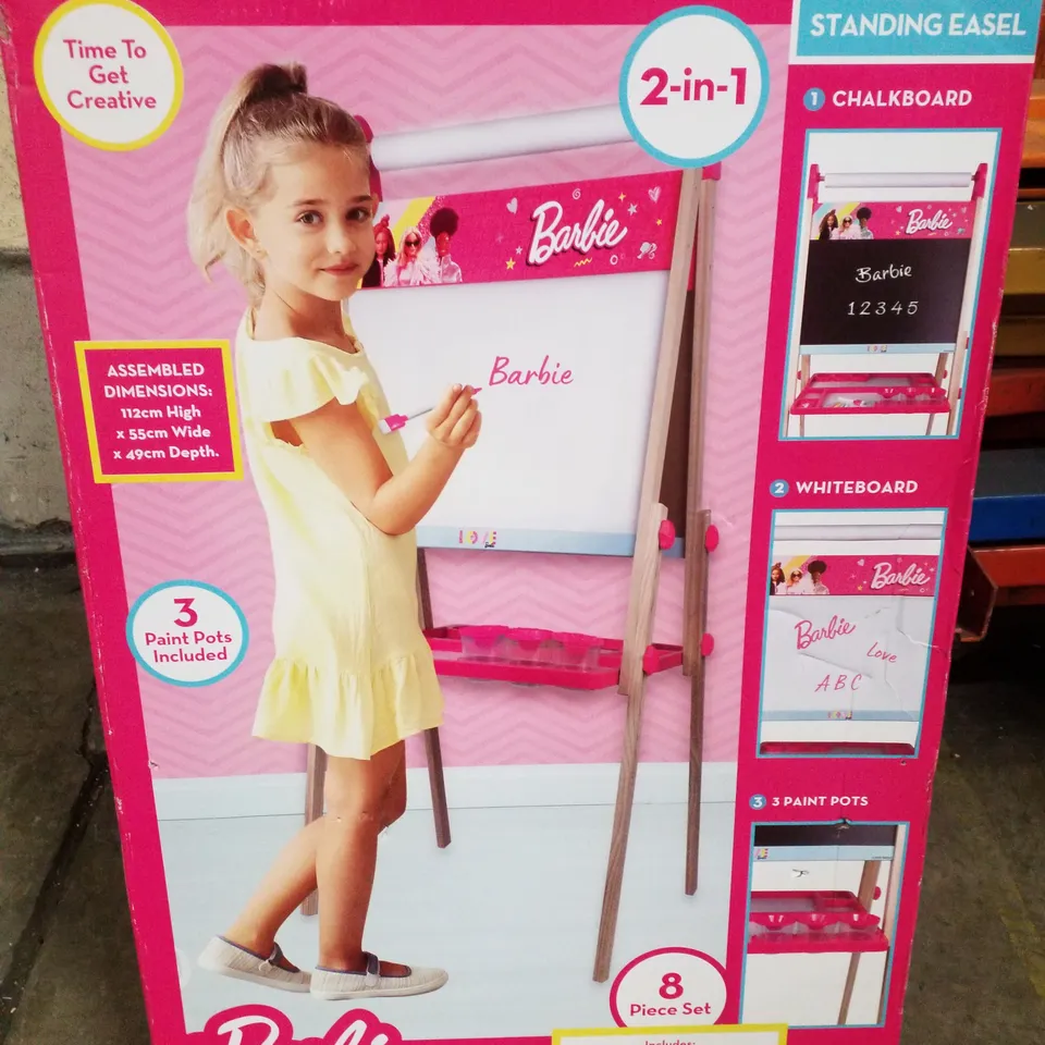 BOXED BARBIE WOODEN FLOOR STANDING EASEL 