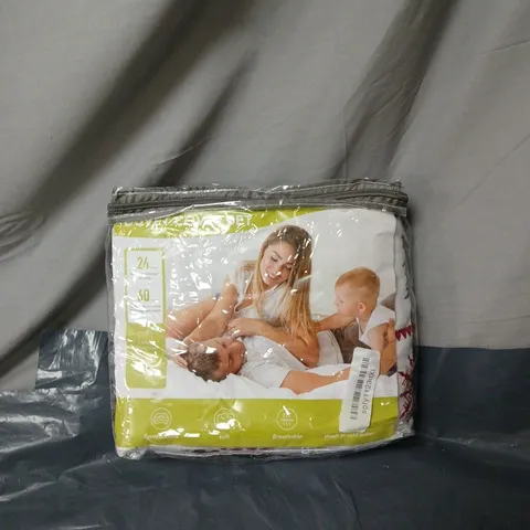 CHRISTMAS DUVET SET – WHITE WITH CHRISTMAS TREE & SNOWFLAKE PATTERN