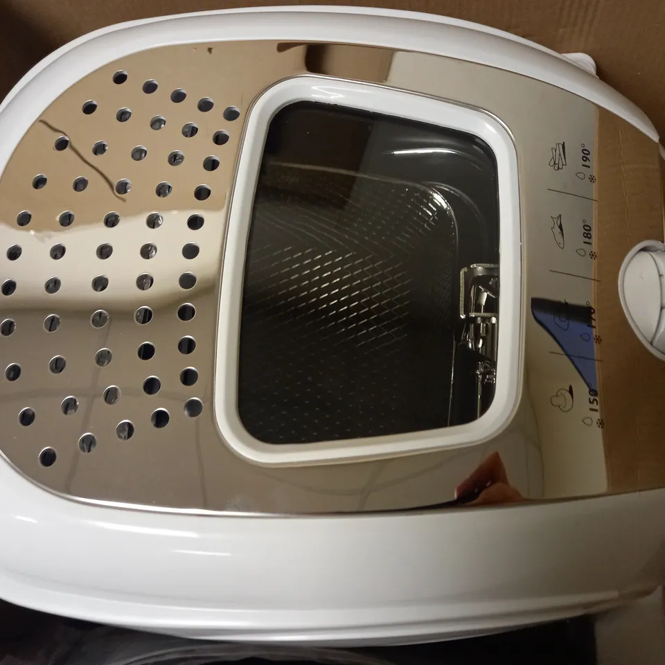 BREVILLE EASY CLEAN DIGITAL FRYER 