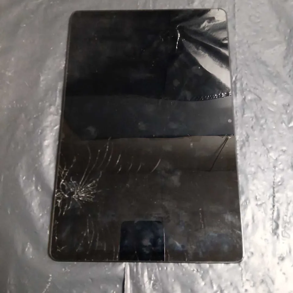 SAMSUNG GALAXY TAB A9+ SM-X216B - BLACK, CRACKED SCREEN
