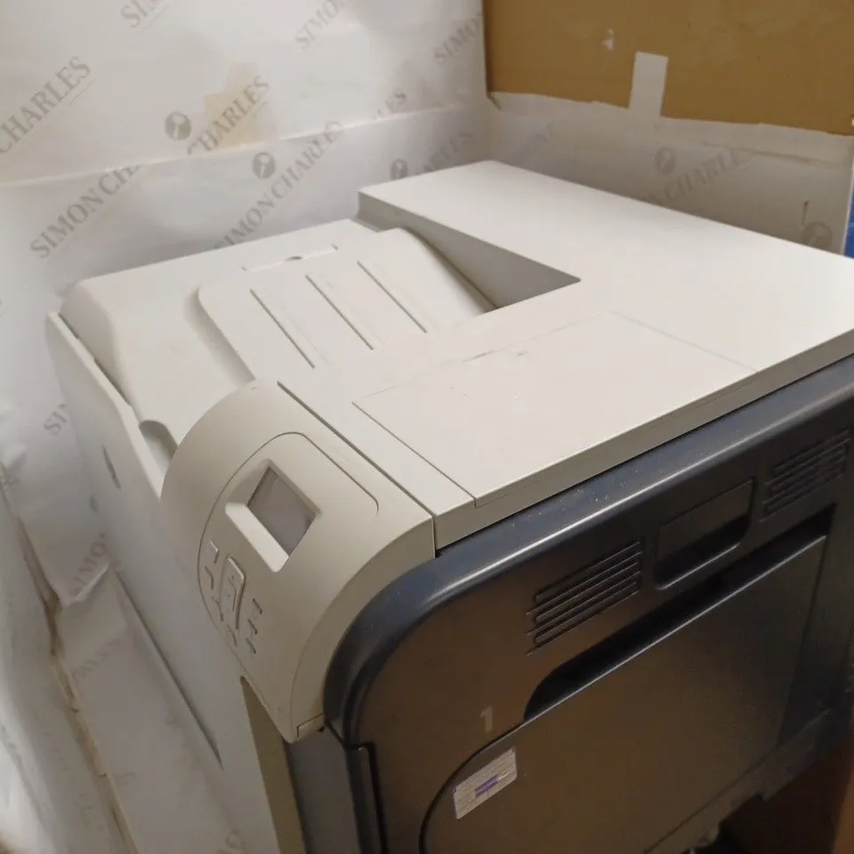 HP LASER JET 500 COLOUR M551