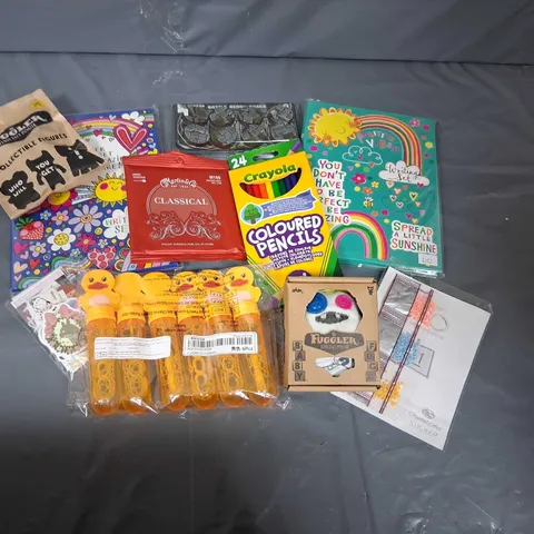 TOTE OF ASSORTED TOYS AND ACCESSORIES TO INCLUDE; CRAYOLA, FUGGLER AND CITADEL