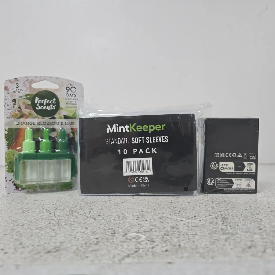 APPROXIMATELY 10 ASSORTED HOUSEHOLD ITEMS TO INCLUDE PERFECT SCENTS REFILL SET, ETC