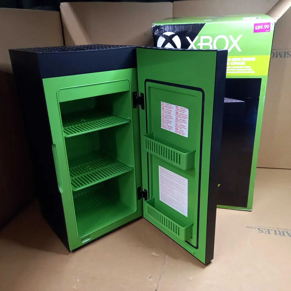 BOXED X-BOX SEIRES X REPLICA MINI FRIDGE