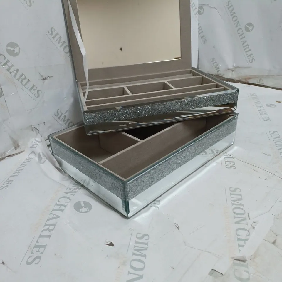 JM BY JULIEN MACDONALD GLASS STACKING JEWELLERY BOX - SILVER