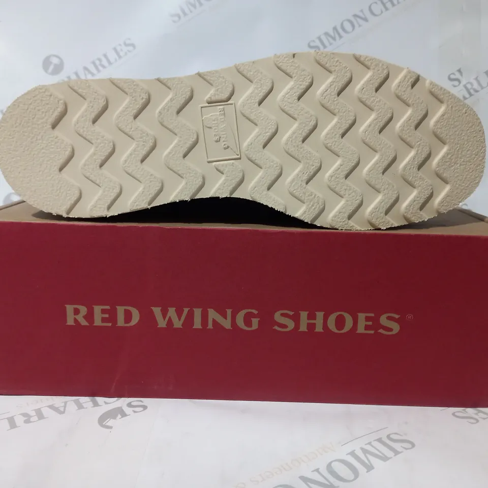 BOXED PAIR OF RED WING ANKLE BOOTS IN SLATE UK SIZE 9.5
