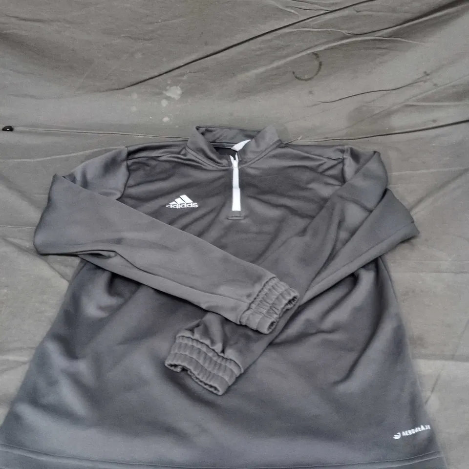 ADIDAS MEN'S GREY ZIP-NECK TRAINING TOP, SIZE M