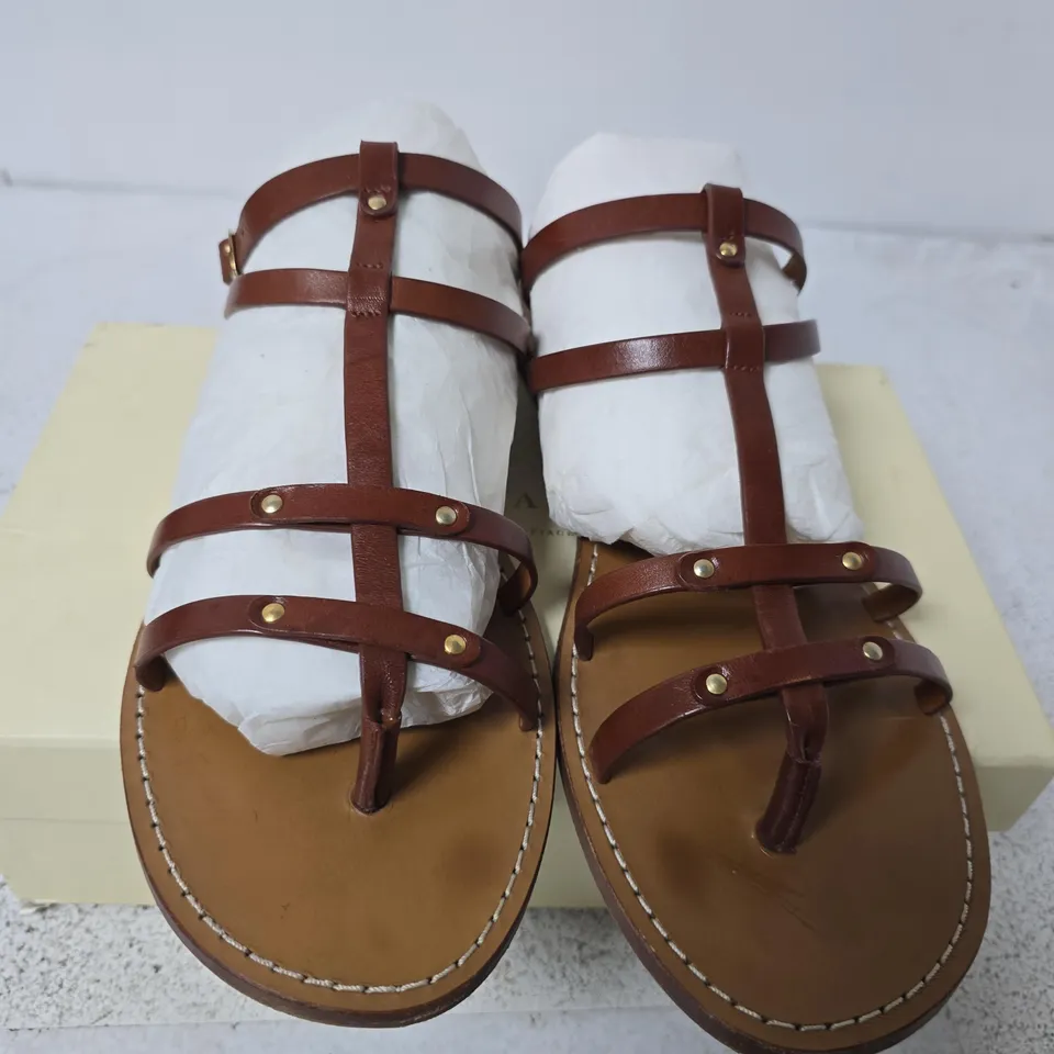 BOXED SEZANE A PARIS COW LEATHER SANDALS, TAN - SIZE UK 9