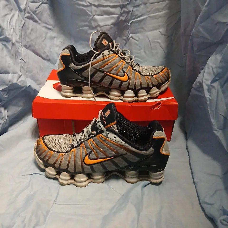 NIKE SHOX TL SNEAKERS – GREY/ORANGE, UK SIZE 11